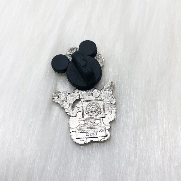 🔮 5/$25 Disney Minnie Mouse Pin Traders Icons Chaser‎ Pin - Picture 4 of 4